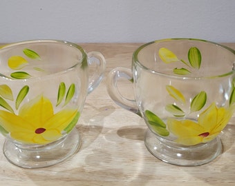 Vintage room- en suikerset, handgeschilderde gele bloemen, lentedecor