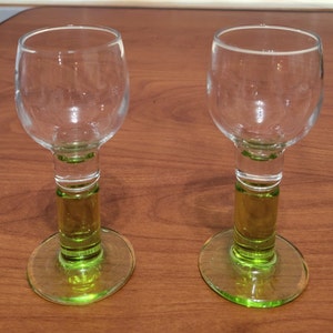 Set of 6 Pale Green Short Stem Wine Glasses 6 ounce 7.5” T Tapered