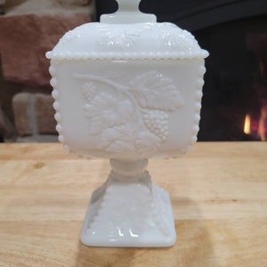 Vintage Beaded, Large Foot Compote or Candy Dish with Lid, Paneled Grape Milk Glass Beaded Edging by WESTMORELAND Perfect Condition!