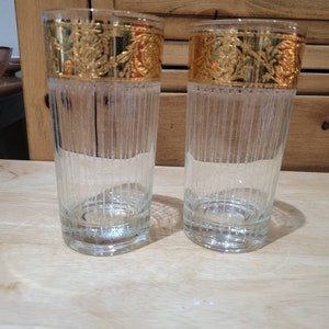Vintage Culver Glasses, Set of Two, 5.5 inches tall, 3-inch diameter with a 1.25-inch gold strip at top.  Very good vintage condition.