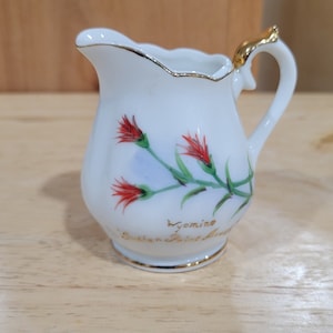 Norcrest Wyoming &quot;Indian Paint Brush&quot; Creamer Vintage Porcelain Fine China Souvenir Perfect!