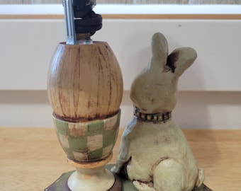 Vintage Bunny Rabbit Resin Bedside Table Lamp ESTATE Sale Find Sweet Spring Bunny Rabbit