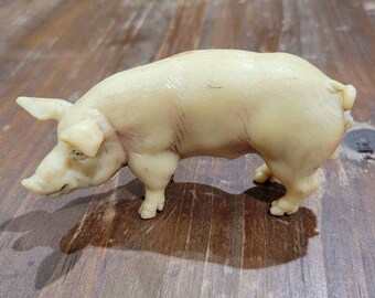 1999 Retired Germany Schleich Hog Pig Blue Eyes Good Used Condition Farm Animals, Heavy Plastic, Realistic Pretend Play