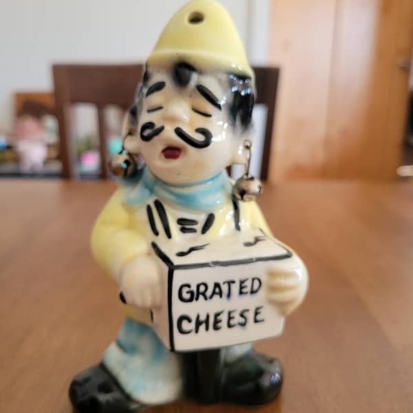 Vintage RARE Organ Grinder with Monkey Grated Parmesan Cheese Shaker, Powdered Cheese Shaker Italian Kitchen Gifts for the Cook