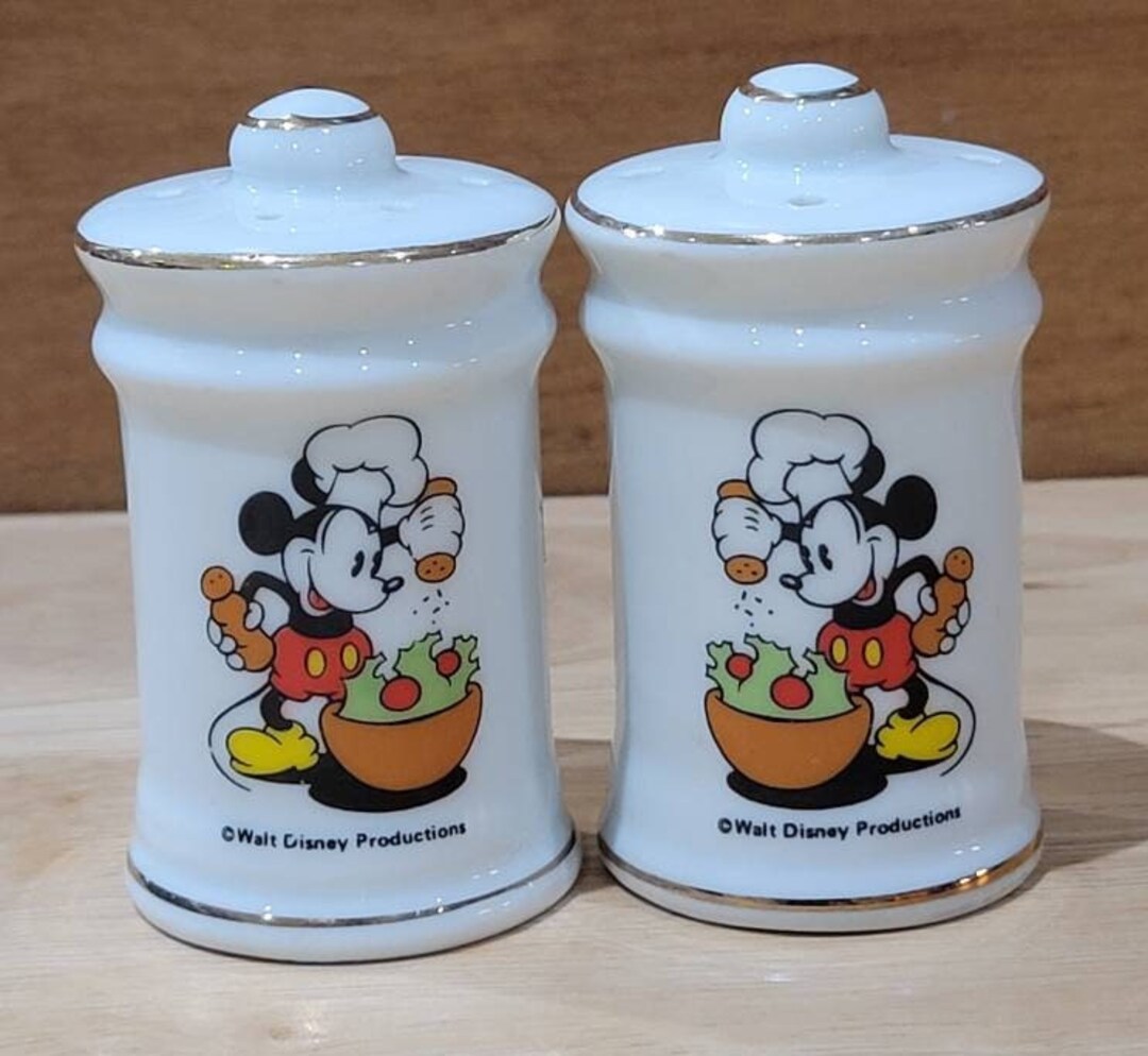 Salero y pimentero de Mickey Mouse de Disney. Porcelana fina de alta  calidad con adornos dorados. Producciones Walt Disney. Perfecto -   México