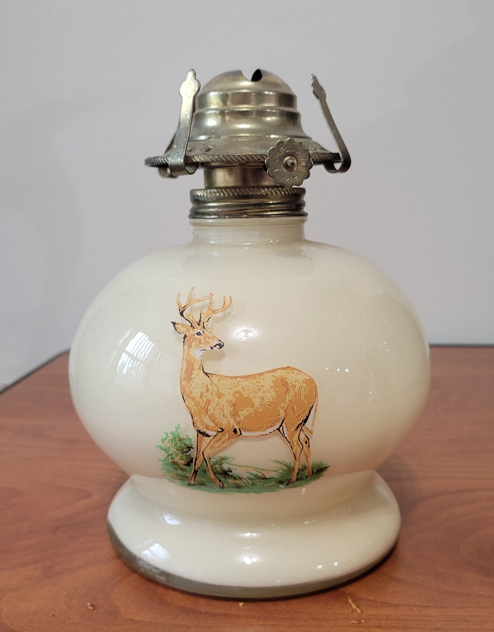 希少 LAMPLIGHT FARMS オイルランプ 未使用 アメリカビンテージ Vintage Lamplight Farms Oil Lamp Wildlife Deer Beige Cream Buck