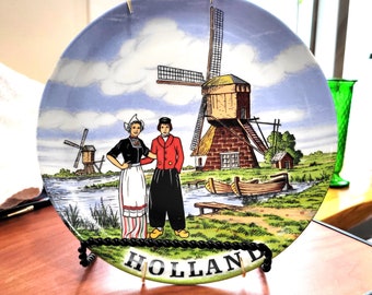 Vintage Bradex 60-K 24-1.1 Russian Legend of the Snow Maiden Plate