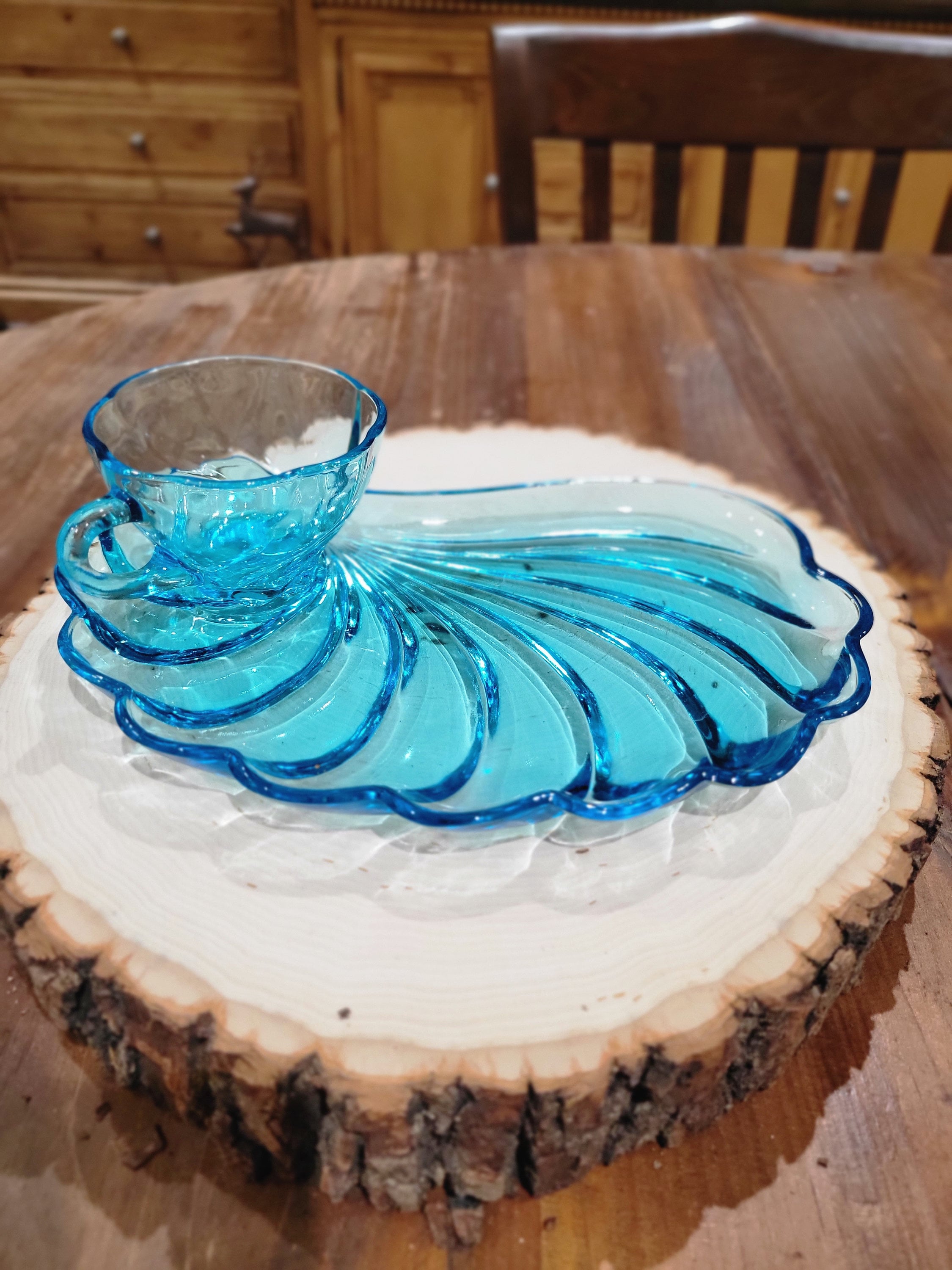 ヴィンテージ ヘーゼル アトラス カプリ ブルー ガラス スナック