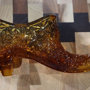 Vintage Gold Fenton Glass Slipper Shoe Diamond Point Pattern, Collectable Shoe Excellent condition