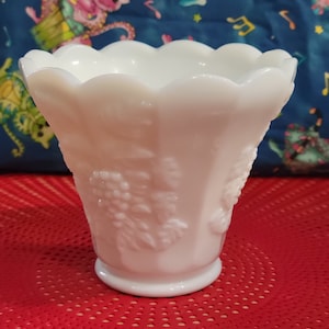 Vintage Westmoreland Marked Milk Glass Small Vase Opaque Grapes and Leaves Design, Scalloped Top