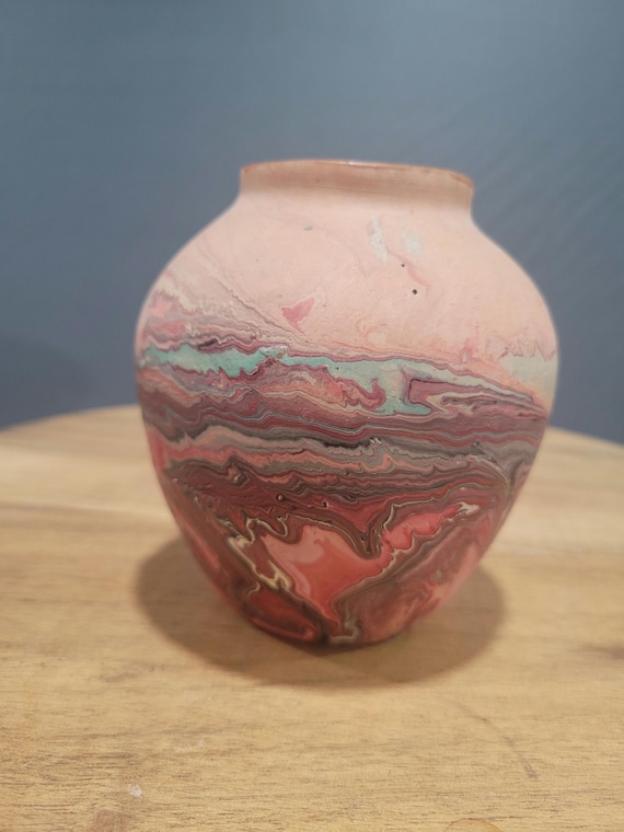 Vintage Early Red Clay Swirl NEMADJI Indian Art Pottery