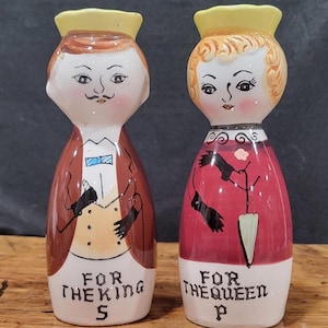 Vintage Salt and Pepper Shakers For the King For the Queen Del Coronado NASCO Made in Japan In Excellent Condition!  Unique Retro Shakers