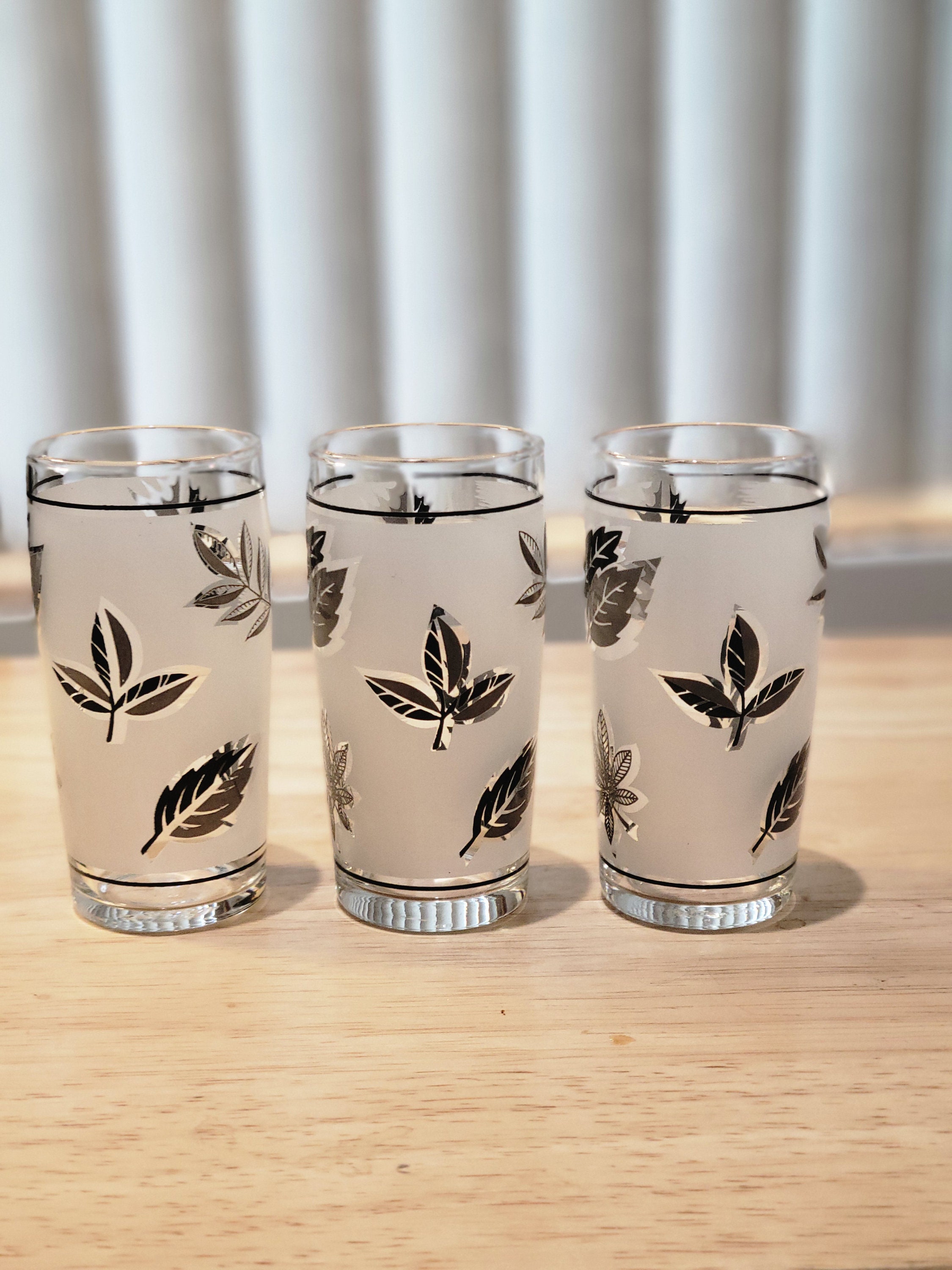 Champagne Glass Vintage Libby Glass Silver Foliage MCM Set of 5 – Shop Cool  Vintage Decor