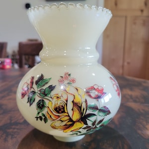 Vintage Hand Painted Roses Replacement Globe Gone With The Wind Design Flowers Glass Lamp Shade Roses Chimney Hurricane Oil Electric