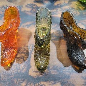 Vintage Marigold Cat Head Fenton Glass Shoe Slipper, Daisy and Button pattern Fenton Old Virginia Glass Collectable shoe Excellent condition