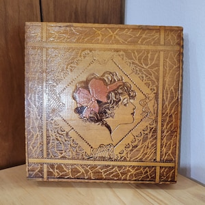 Art Nouveau Gibson Girl Flemish Pyrography Folk Art Burnt Wood Box