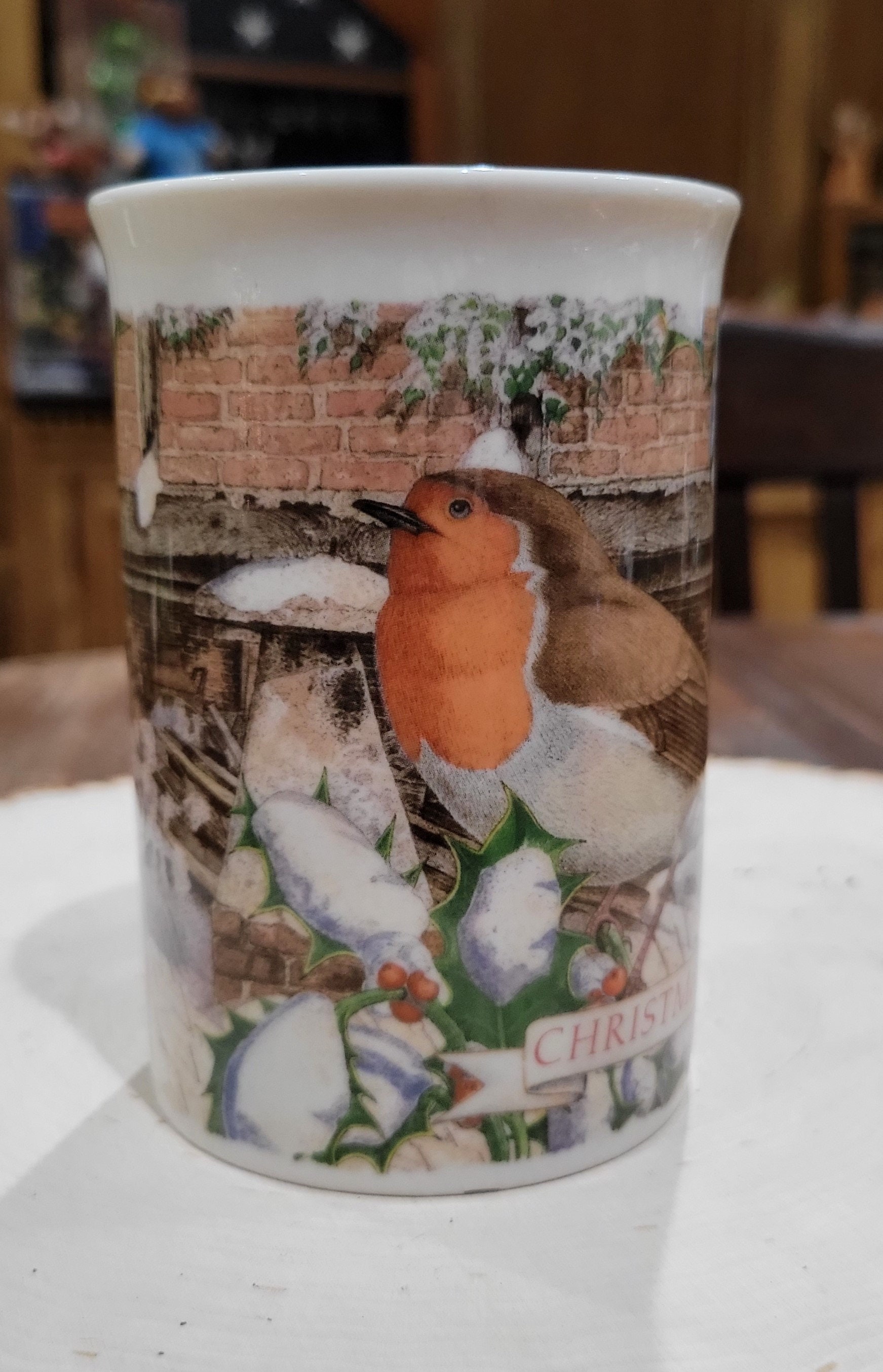 Dunoon Iona Festive Birds – Robins By Richard Partis 1 Taza Dunoon Iona Festive Birds Con Robins De Richard Partis - Capacidad 400ml Dunoon Iona Festive Birds – Robins By Richard Partis Song