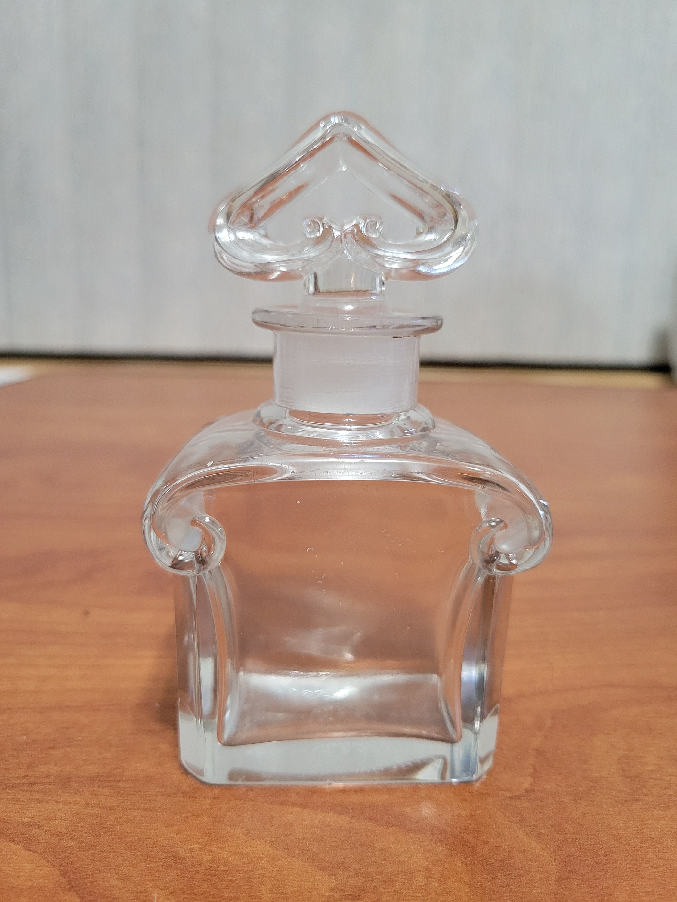 ヴィンテージ ゲラン バカラ サイン入り香水瓶 - 高さ 4 インチ - Etsy