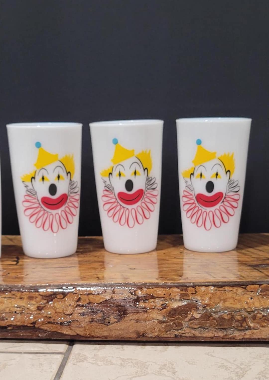 Vintage Hazel Atlas Clown Milk Glass Tumblers Drinking Glasses 10