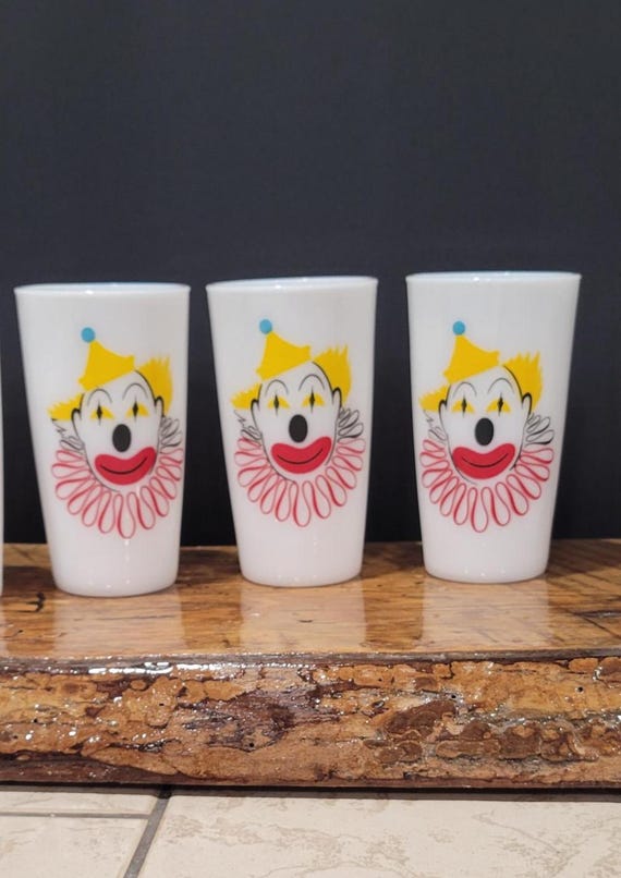 Vintage Hazel Atlas Clown Milk Glass Tumblers, Set of 3 - Etsy