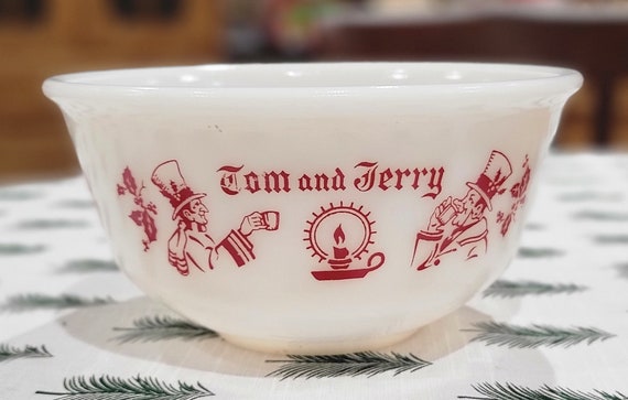 Vintage Tom and Jerry Holiday Christmas Punch Bowl, White Milk