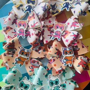 Super kitties bows   4 pcs or 2 pcs