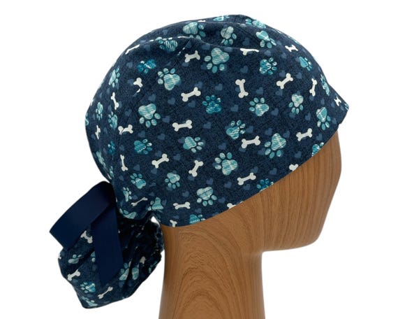 Dog ponytail scrub cap personalized, Ribbon tie medical hat for long hair, Custom nurse gift, Animal surgical cap with button, Dog bone paw