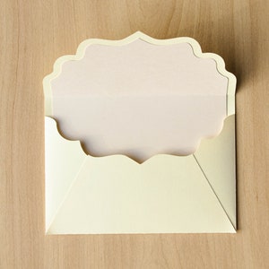 Plantilla SVG de sobre para Cricut - Diseño "Flourish"