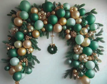 DIY Holiday Green and Gold Theme Garland Arch Kit / Christmas, New Years, Birthday, Winter Holidays, Mint, Gold, Evergreen