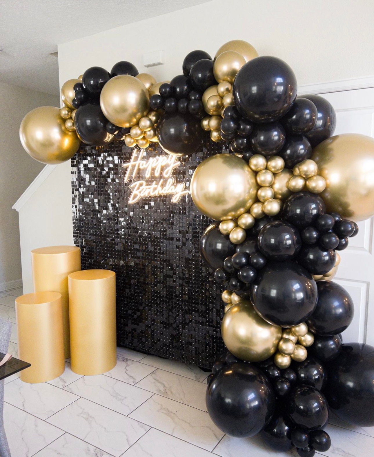 Balloon Arch & Garland Kit, 120pcs Black, White, Gold Confetti Metal Latex  Balloon, Balloon Strip Tape for Wedding Birthday Grad Party Decor 