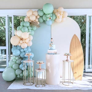 Kit de arco de guirnalda de globos para decoración de baby shower de bebé a bordo, para niño, el grande, el pequeño surfista, tabla de surf retro del océano, decoración para surfear