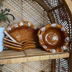 Vintage California Pottery 5 Piece Ceramic Snack Set Wood Grain Brown Drip Glaze Chip & Dip Set B412