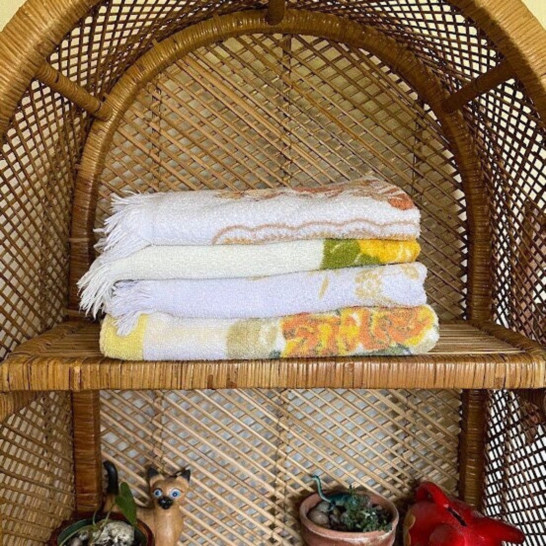 Vintage Floral Full Bath Towel YOUR PICK 70s 80s 90s Colorful Full ...
