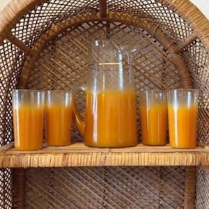 Ensemble vintage Blendo orange pichet et 4 verres des années 60 du milieu du siècle moderne cocktail