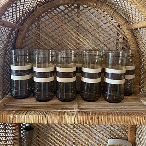 Conjunto vintage de 10 copos altos de suco Libbey listrados em marrom e castanho, copos altos MCM