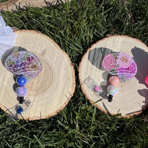 Pressed Dried Flowers Retractable Glitter Brain Badge Reel - Cute Gift for Healthcare Workers