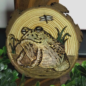 Toad Whimsical Nature Tabletop Decor / Ornament