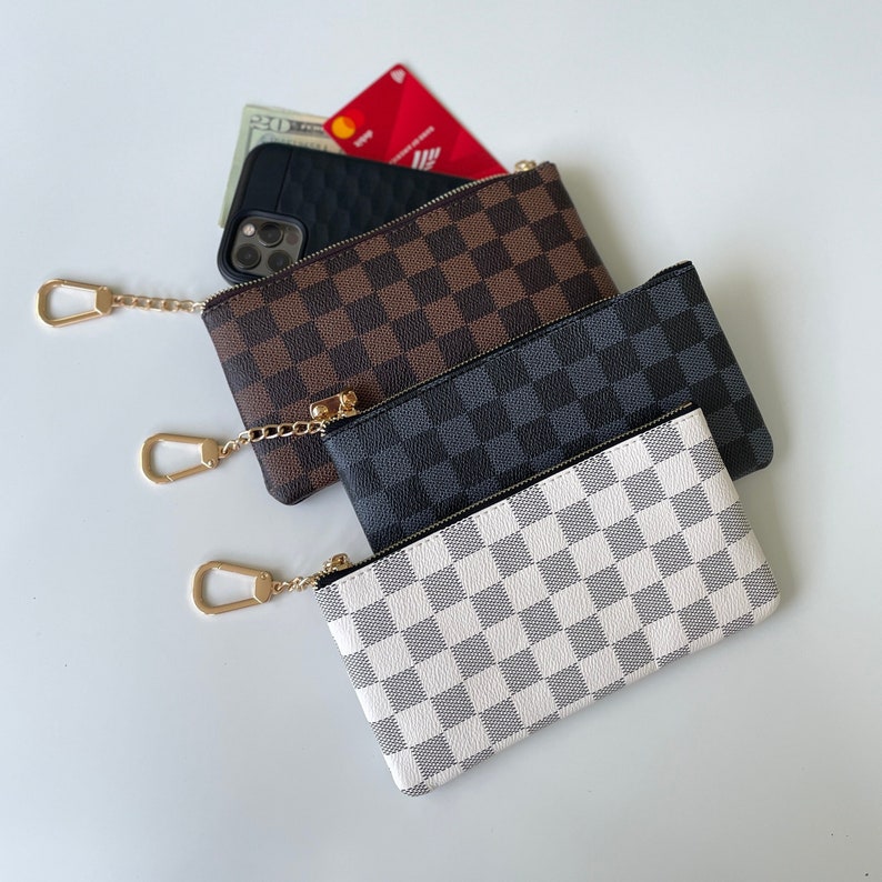 Lv Dupes  2020-20