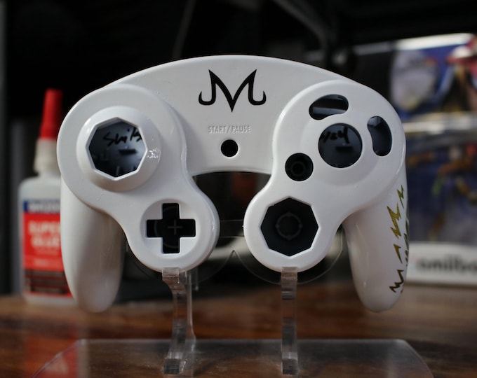 Custom Painted Official Nintendo Gamecube Controller Shell (OEM ...