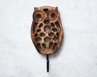 Owl Wall Hanger, Hand Carved Coat Hook, Decorative Hook, Sustainable Wood Cutwork, Owl Bird Design, Hanging Hook 16.5 cm, Fair Trade Decor