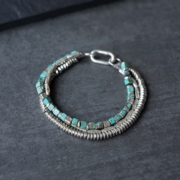 Bracelet Homme Multi Rangs en Turquoises et Argent Massif - Perles Heishi - Cadeau Pour Homme - Bijou Nomade par Minerals Paris