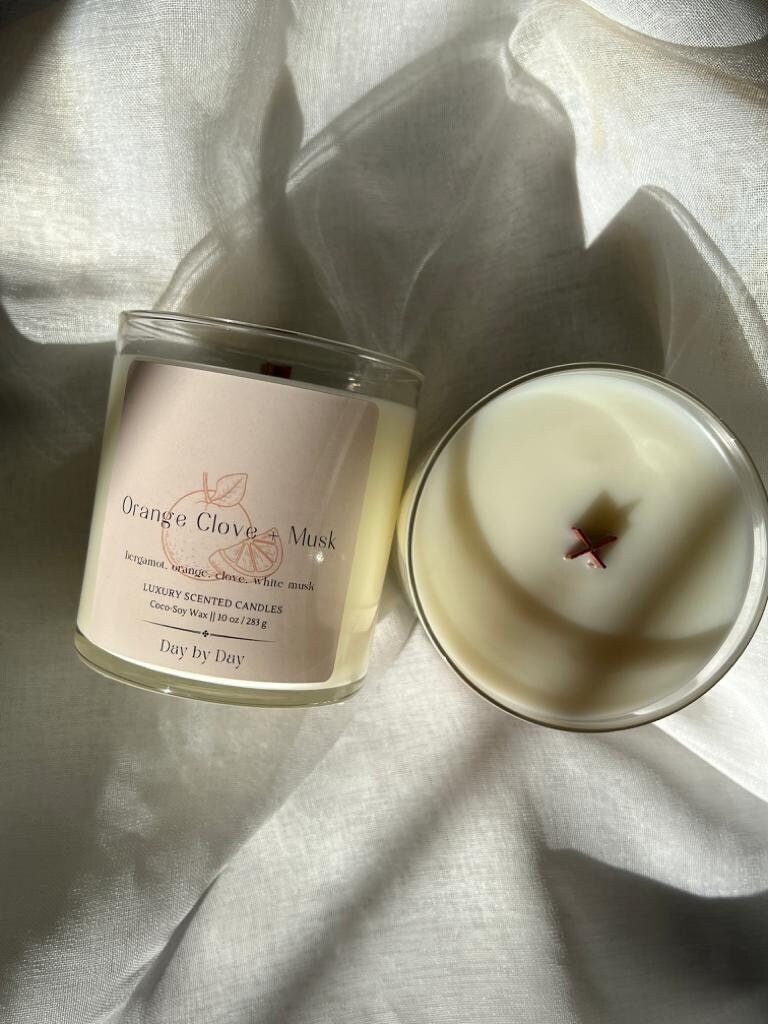 Wooden wick Luxury Coco Apricot Crème Wax Sparkling Strawberry candle,  Mother's Day collection, Botanical Floral Gift 14 oz Candle