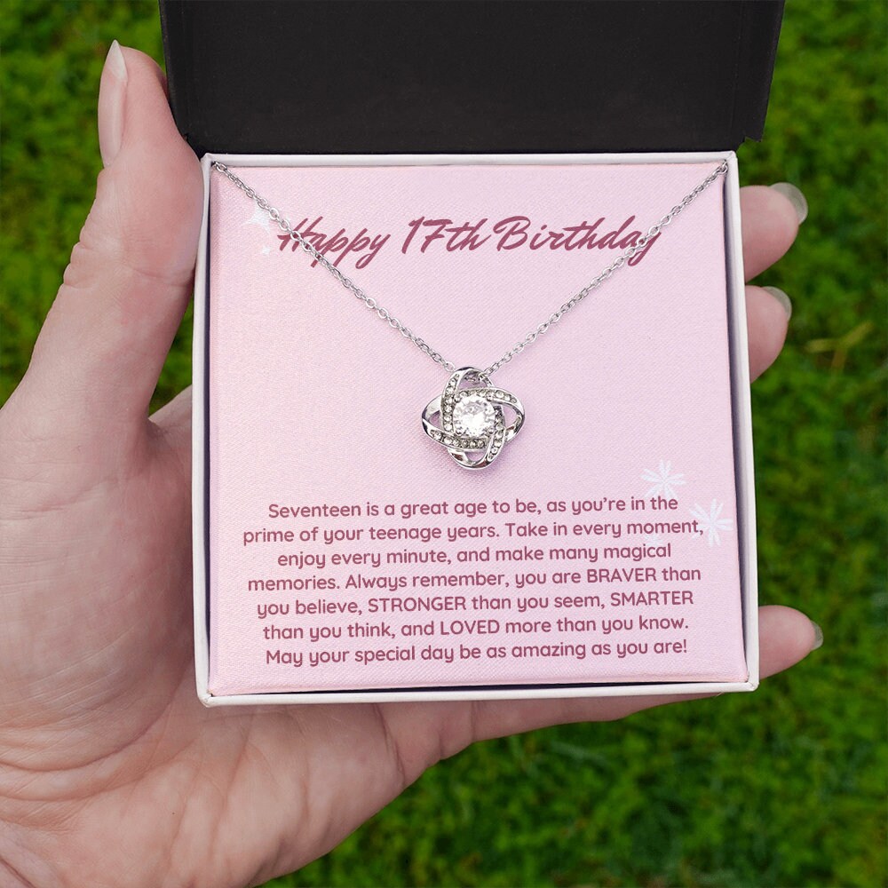 Christmas Present For 17 Year Old Daughter 