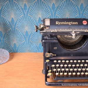 Remington Standard 12 Antique Typewriter Working Art Deco Office