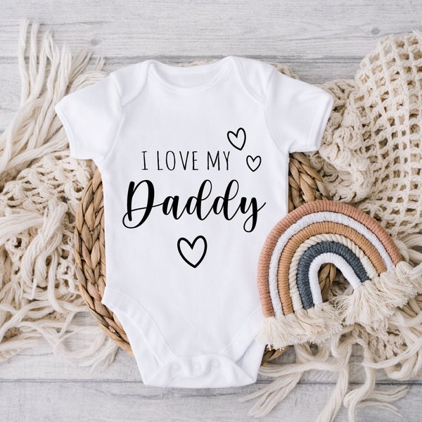 Cute I Love My Daddy Baby Vest Bodysuit New Dad Babygrow, Pregnancy Announcement Gift, Fathers Day, Gift baby shower, Daddy to be
