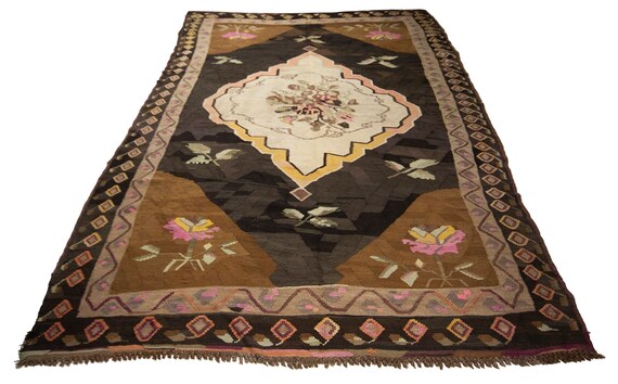 トライバル柄　ヴィンテージキリムラグ ヴィンテージラグ｜ボー・デコールセレクトのトライバルラグ