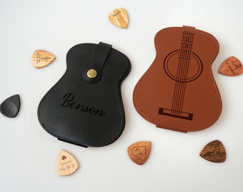 Custom Name Leather Picks Holder - Gift for Guitar Players - Picks Organizer - Hold 18 Picks - Personalized Guitar Picks Holder