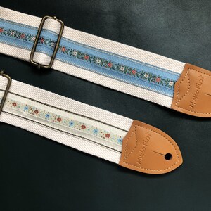 Floral Guitar Strap, Embroidered Guitar Strap, Shoulder Strap for Guitars of All Sizes, Handmade Bass Strap, Gift for Guitar Players