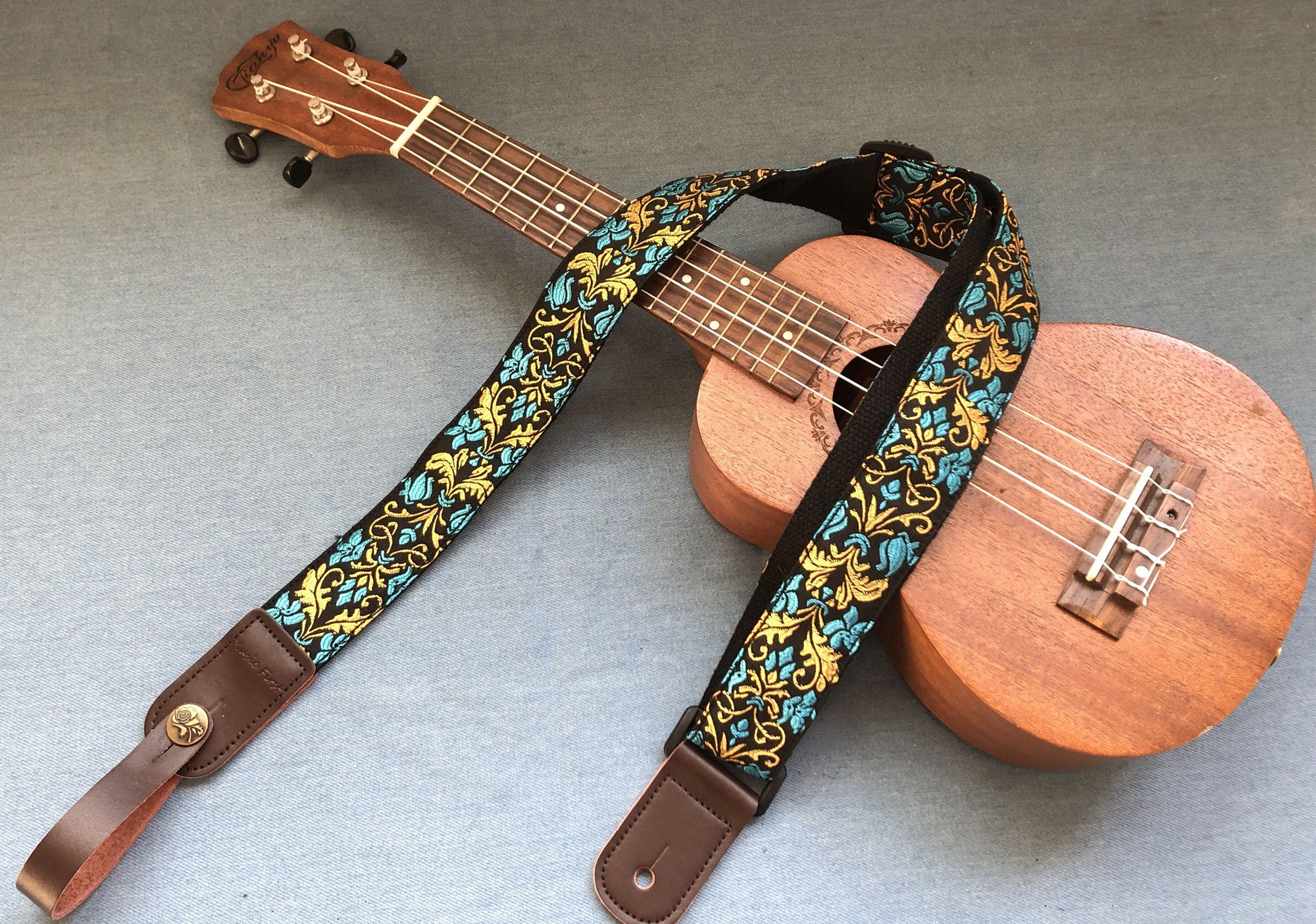 21 pouces ukulélé guitare 4 cordes ukulélé enfants cadeau instruments de  musique pour enfants enfants jouant des instruments à cordes