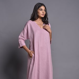 Vネックのリネンドレス、Aラインのロングリネンドレス、リネンのマキシドレス、ゆったりとしたリネンドレス、プラスサイズの服、冬のドレス、レディース服